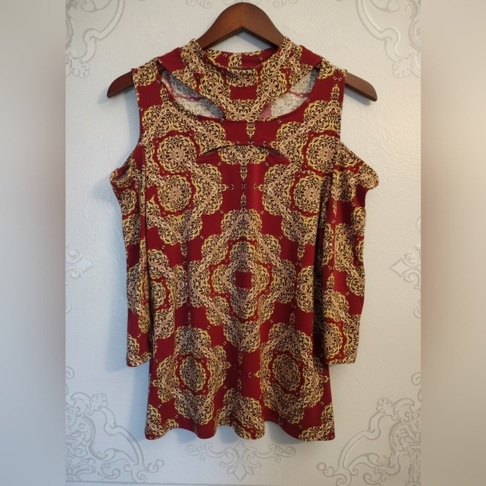 Bold Elements Red Medallion Cold Shoulder Top Lattice Neck & Cutout Sleeves